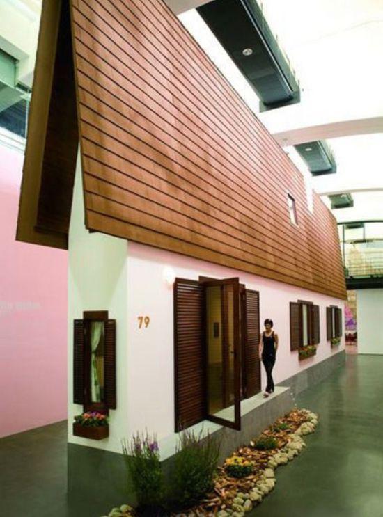 这位艺术家最爱反其道而行之_海外动态