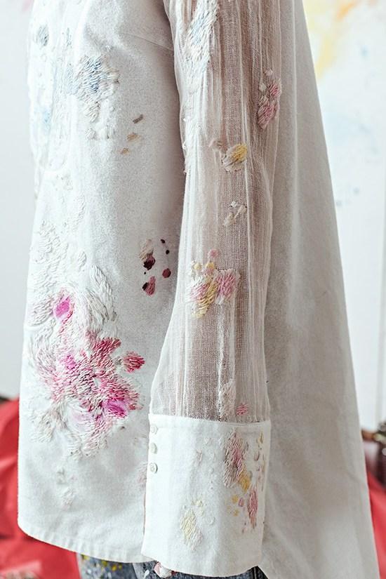 精致的俄罗斯姑娘服装手工艺