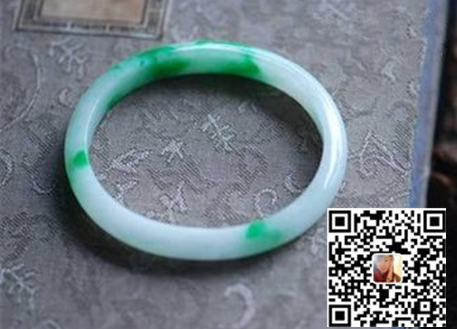 1456295134353850.png 来看看翡翠手镯