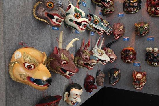2016世界面具艺术展开幕仪式在余之城圆满举行
