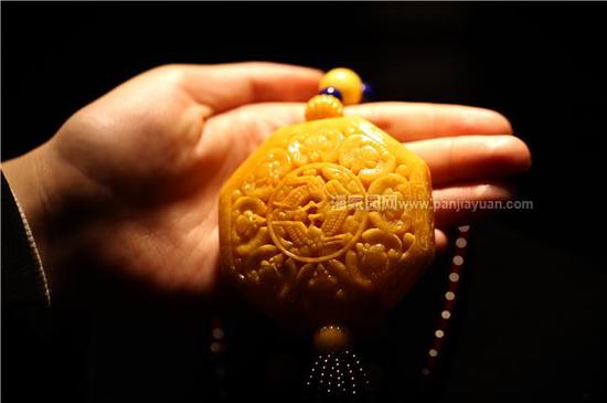 琥珀蜜蜡价格怎么样