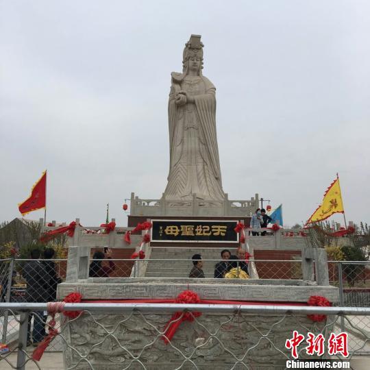 图为河北曹妃甸区妈祖像。 白云水 摄 图为河北曹妃甸区妈祖像。 白云水 摄