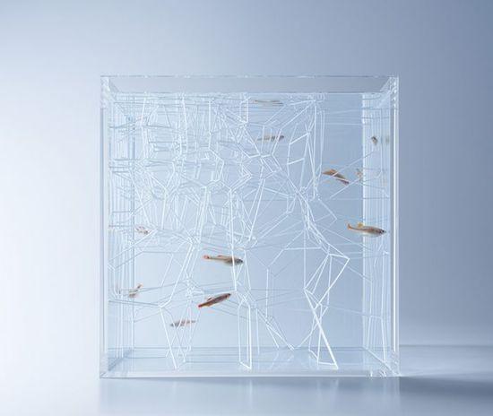 日本设计师将空气塞入水族箱