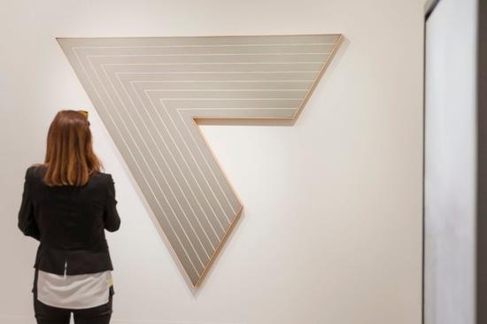 Dominique Levy 画廊展位 图片： Courtesy of Art Basel 2016