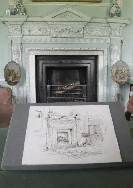 新近发现的波特手绘之一，描绘的是Melford Hall的壁炉。图片：Courtesy of the National Trust