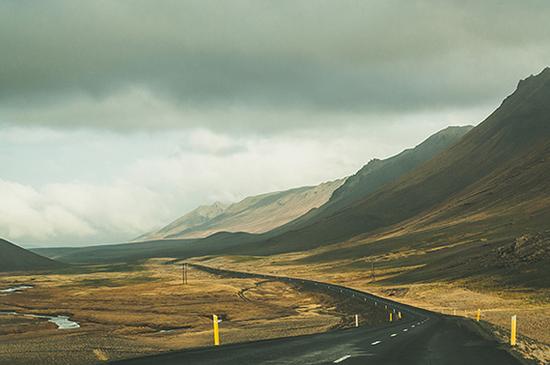 摄影师带你看冰岛公路边的美景