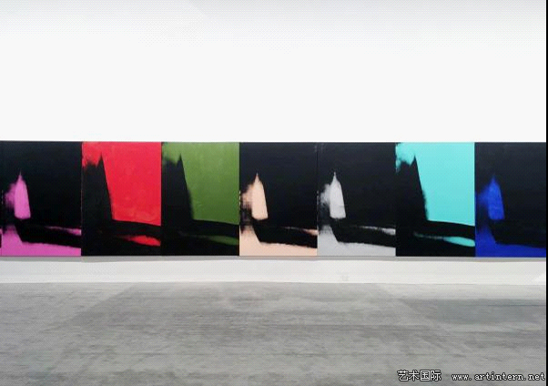 　　安迪·沃霍尔，影子，1978-1979，余德耀美术馆展览现场照，2016