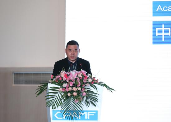 中国民营美术馆发展论坛发起人、99艺术网CEO杨凯致开幕辞