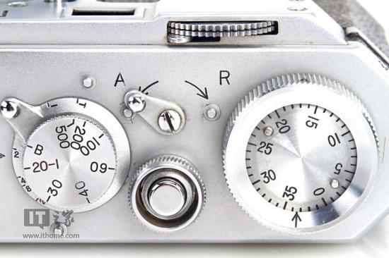 这是最古老尼康相机：富豪38.4万欧元收藏
