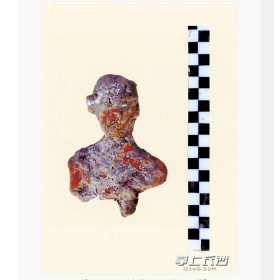 　澧县孙家岗出土的石家河文化陶塑人像。湖南省文物考古研究所供图