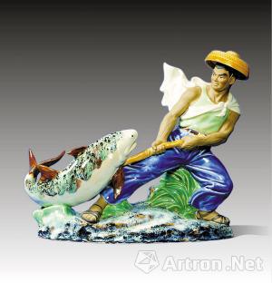 黄松坚《人勤鱼丰》(陶艺) 黄松坚《人勤鱼丰》(陶艺)