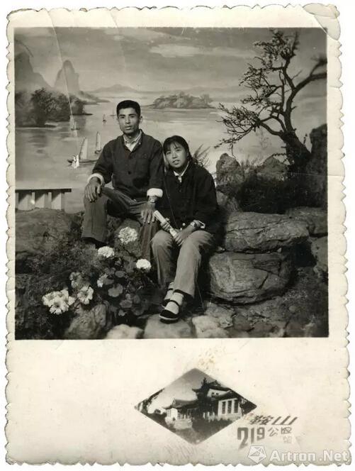 1974年，鞍山219公园照相馆，杨威收藏
