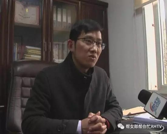 李仁宝律师还表示，小陈可以将林成的东西进行公证，并且拍照摄像留存证据。