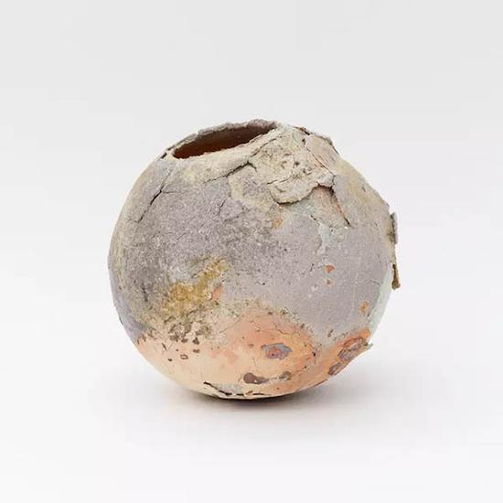 上田勇児，1975 年出生于滋贺县的陶艺家，陶罐， 2015