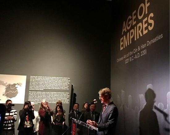 大都会艺术博物馆馆长康柏堂在开幕式上发表讲话。图片：致谢作者