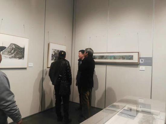 “心源的舒展”海派名家手卷小品邀请展现场