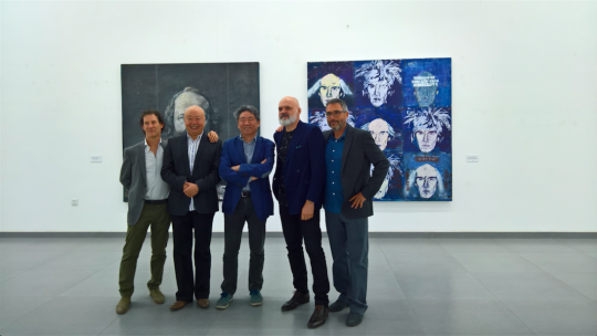 左起：艺术家丹尼尔、德山艺术空间负责人考云岐、艺术家谭平、君士坦丁、布莱德