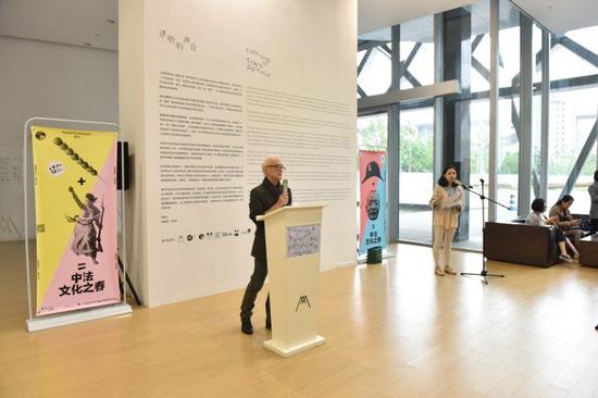 “透明的声音“策展人James Giroudon。图片:致谢上海民生现代美术馆