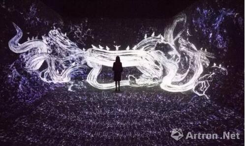 被追逐的八咫乌,追逐同时亦被追逐的八咫乌,超越空间 被追逐的八咫乌,追逐同时亦被追逐的八咫乌,超越空间