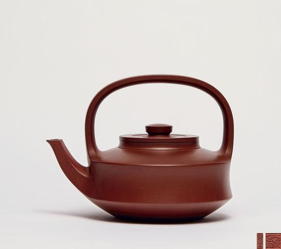 LOT 2326 顾景舟 大提璧壶 近现代 容积:750ml