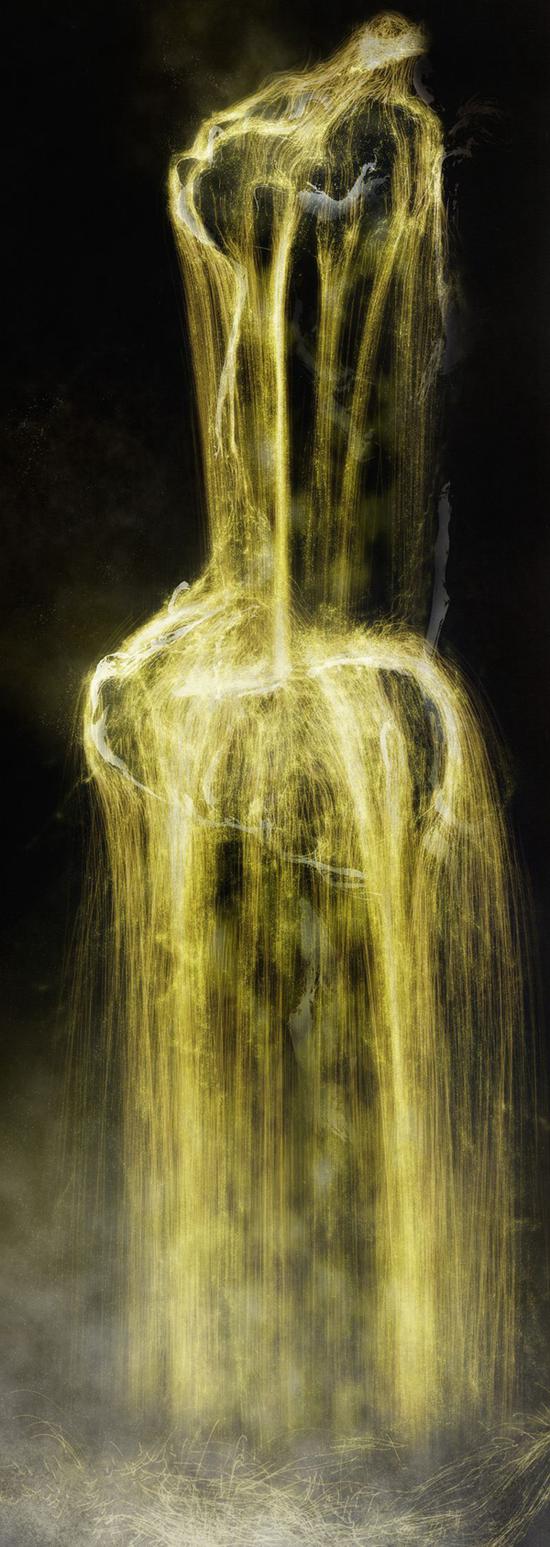 水粒子世界——金色，teamLab，2016，数字作品