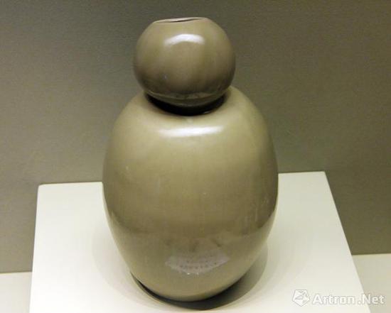 后司岙窑址出土的（唐）越窑秘色瓷葫芦瓶