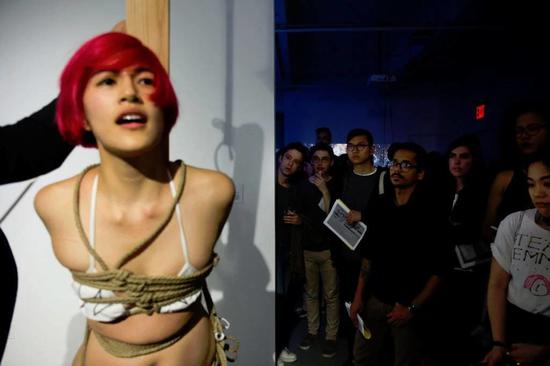 Emma Sulkowicz，《The Ship Is Sinking》，2017年。图片：Leila Ettachfini