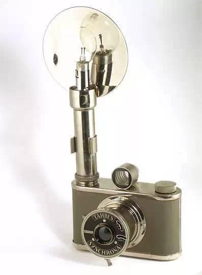 ■ Gap Box 6×9盒式相机，产于1950年