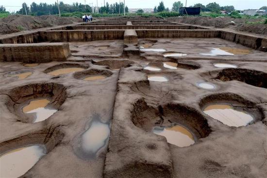这是7月18日拍摄的河南鹤壁刘庄遗址考古发掘现场