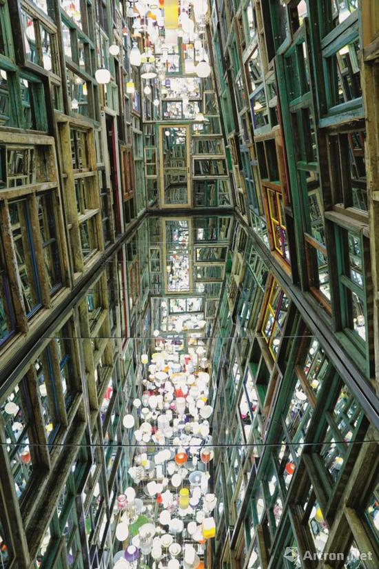 ζλ޵ԪƷThrough the Wall 2016ϴƵۺϲϴװƷۼۣUSD 300000۸һŷݡ