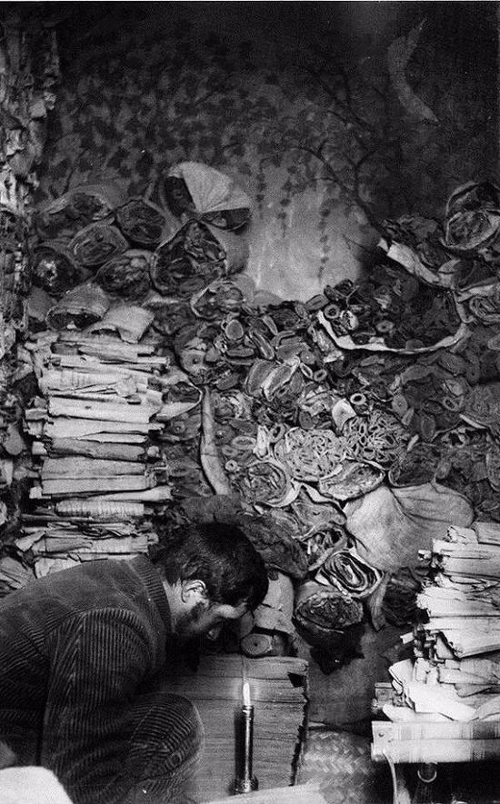 ��ϣ���ڲؾ���