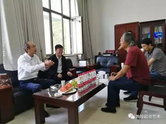刘灿铭与新疆自治区文联、书协领导交流