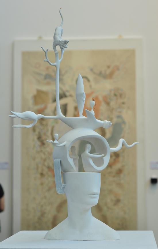 郑晓辉 如实我梦 材料：青铜 尺寸：50·60·90cm 年代：2014