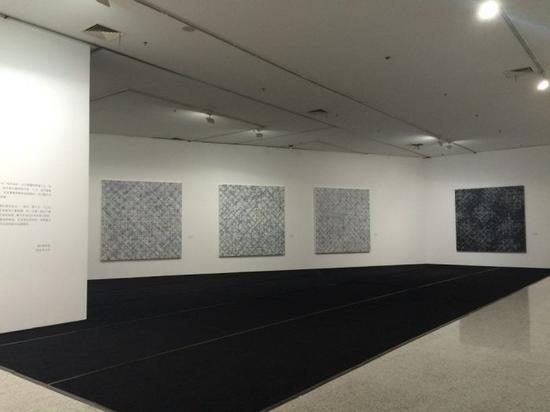 “再十示：丁乙艺术展"展览现场