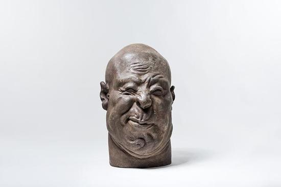《老肉头儿》 卢跃飞
玻璃钢 , 60cm×40cm×40cm , 2013
