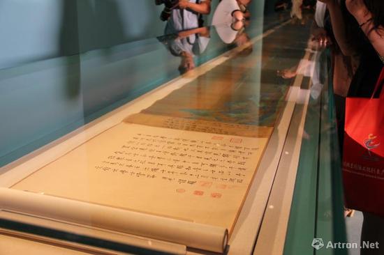 《千里江山图》展卷现场(刘倩摄)