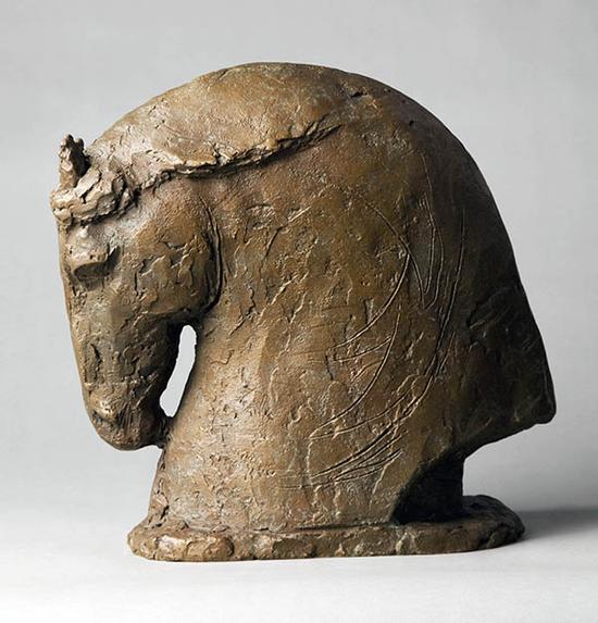 司徒杰 《沉思》33×34×16cm 雕塑 铜 2004年 中国美术馆藏