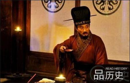 曹操嘴含翡翠珠,价值上千万元