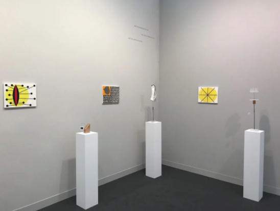 MaisterraValbuena画廊在2017年度弗里兹伦敦的展位。图片:Lorena Mu?oz-Alonso