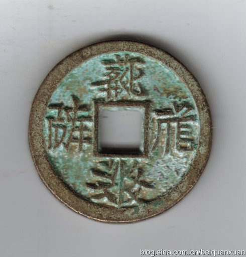 。 这些无声的遗存,闪烁着历史的灵光,铭记了那个弱小民族的自立和自强。