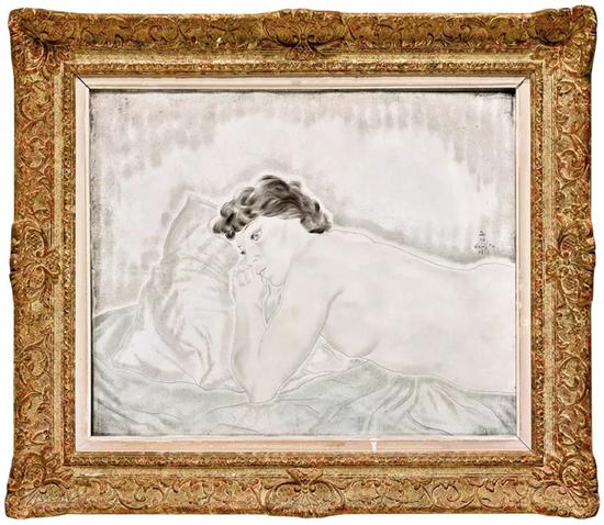 Lot 169 藤田嗣治?侧躺的少女 1927 年作 油彩画布 50 x 61 cm。 来源 法国私人收藏 苏富比纽约2016年5月10日编号250 瑞秀楼收藏 此作将收录于由希薇?布伊森正筹备编纂的《藤田嗣治作品编年集》 估价:HK$ 3,000,000 - 5,000,000