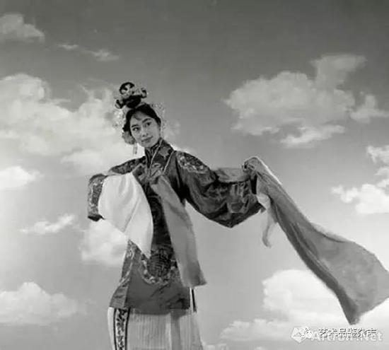 《著名京剧家卢燕》1956年作