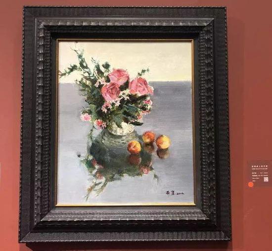 崔开玺 玻璃桌上的月季 50×60cm 2016年 成交价:5万元