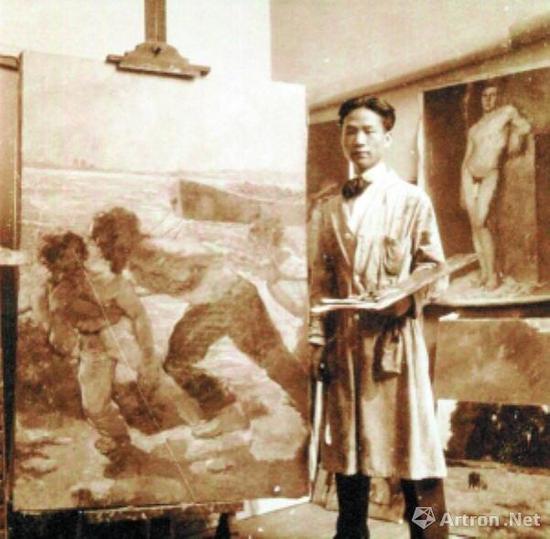 吳作人留學比利時期間在畫室中留念