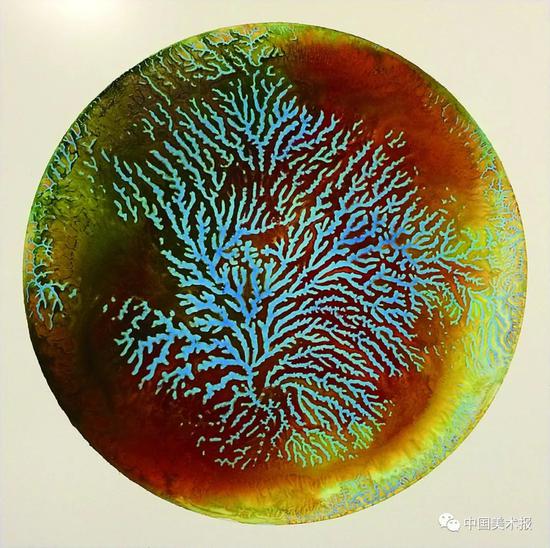 约翰·萨布拉用废水提取的颜色绘制的作品 图片：艺术家个人官网