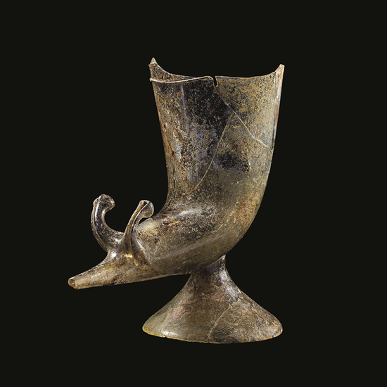 来通杯 Footed rhyton