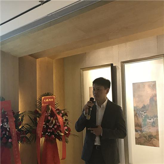 王昕海先生(著名画家)深圳东方美术馆馆长主持