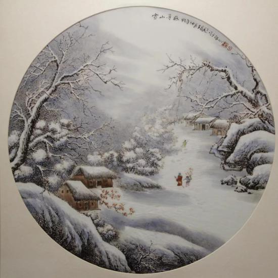 王昌彪 粉彩“雪山寻梅”瓷板 49cm×49cm