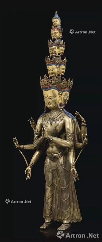 NO.18  西藏13世纪A LARGE AND RARE BRONZE FIGURE