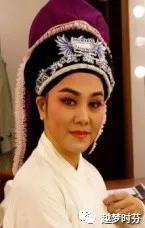 周晓芬